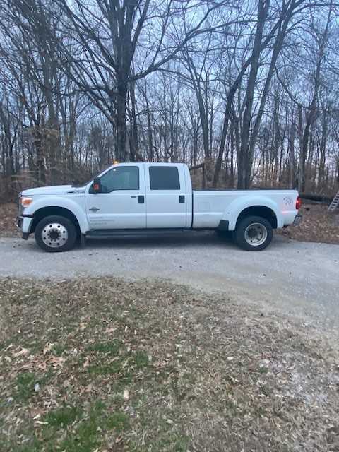 2015 Ford F450 Pick-up Truck - HYDRO EXCAVATOR TRUCKS