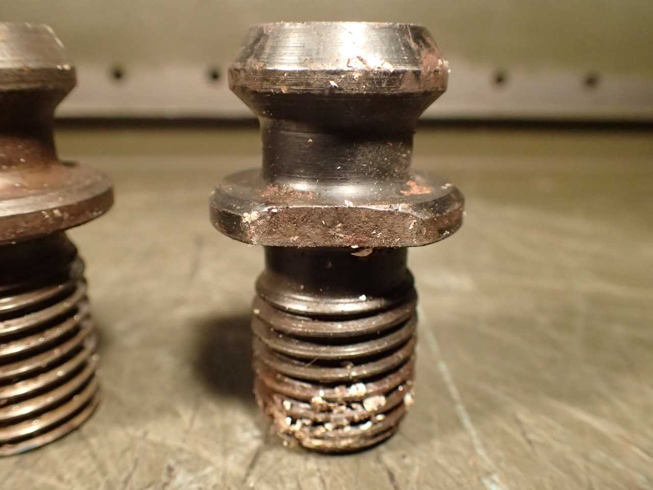 14 Piece Lot Cincinnati 647861185 CAT-50 Coolant Thru Pull Stud Retention Knobs - MACHINING ACCESSORIES & TOOLING