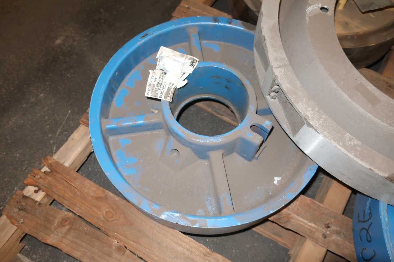 4 PALLETS OF ASSORTED PUMP PARTS & PUMP PACKING - PUMPS