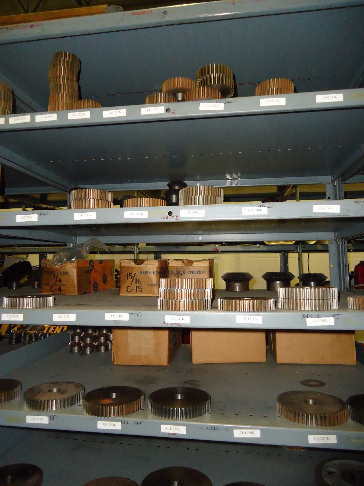 LOT OF 12 Pitch Change Gear, Finsih Bore Two Keys, Union Gear, 20-47 tooth - MISCELLANEOUS