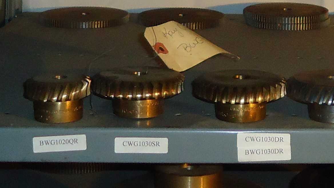 LOT OF 10 Pitch Bronze Worm Gears, BWG, Union Gear - MISCELLANEOUS