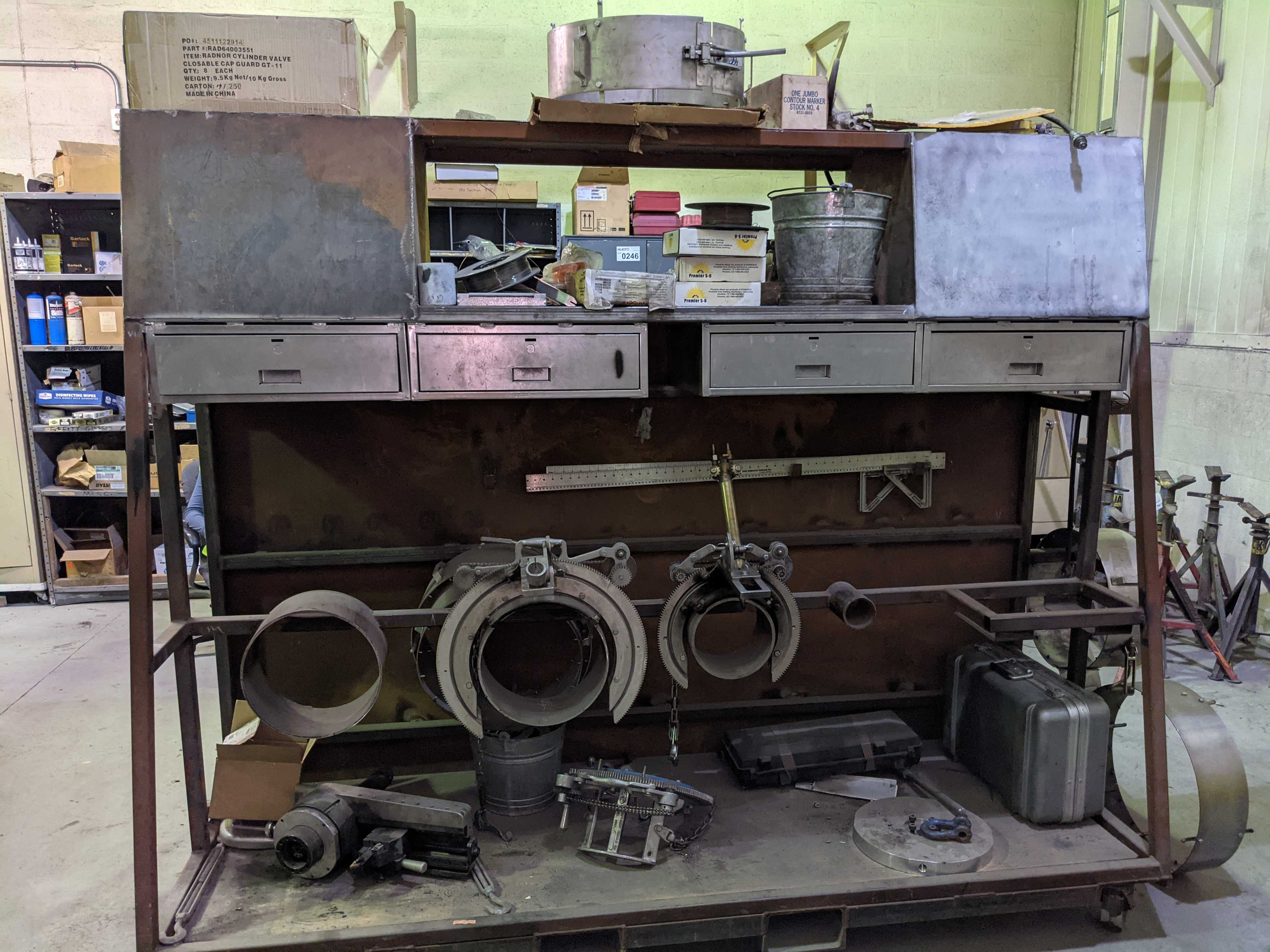 CONTENTS OF RACKING - MACHINING ACCESSORIES & TOOLING