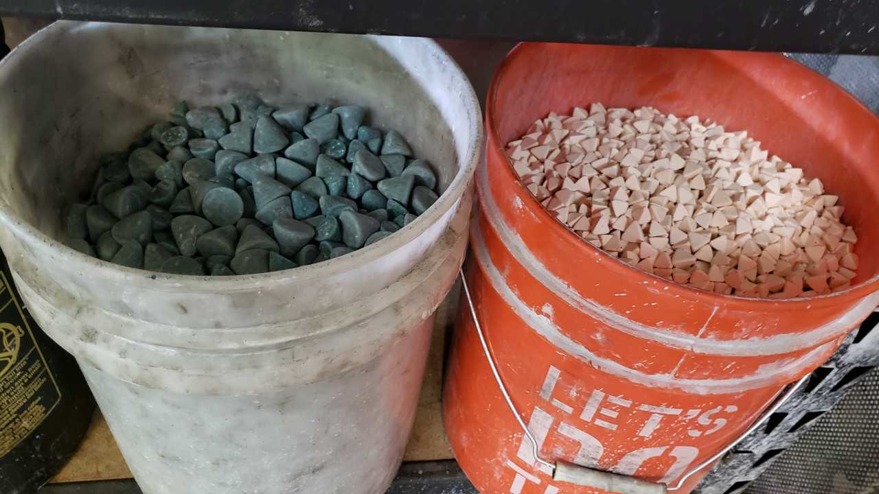 Vibratory Media - PROCESS EQUIPMENT