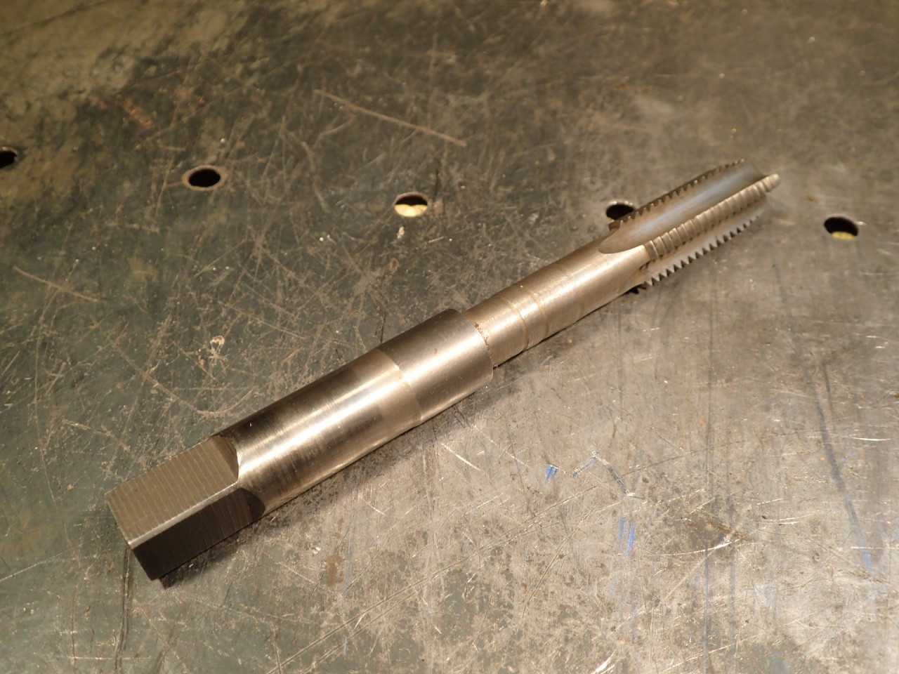 Bendix Besly 5/8" -11 NC 6" Extension Hand Thread Tap: 4-Flute, HS, GH-3, Used - HOLEMAKING TOOLS