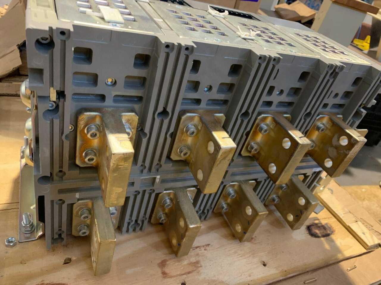 NEW SQUARE D 1200AMP BREKAER MASTERPACT NW12HF AUTOMATIC SWITCH BL3CCVSSX9CFBFXXCA - CIRCUIT BREAKERS