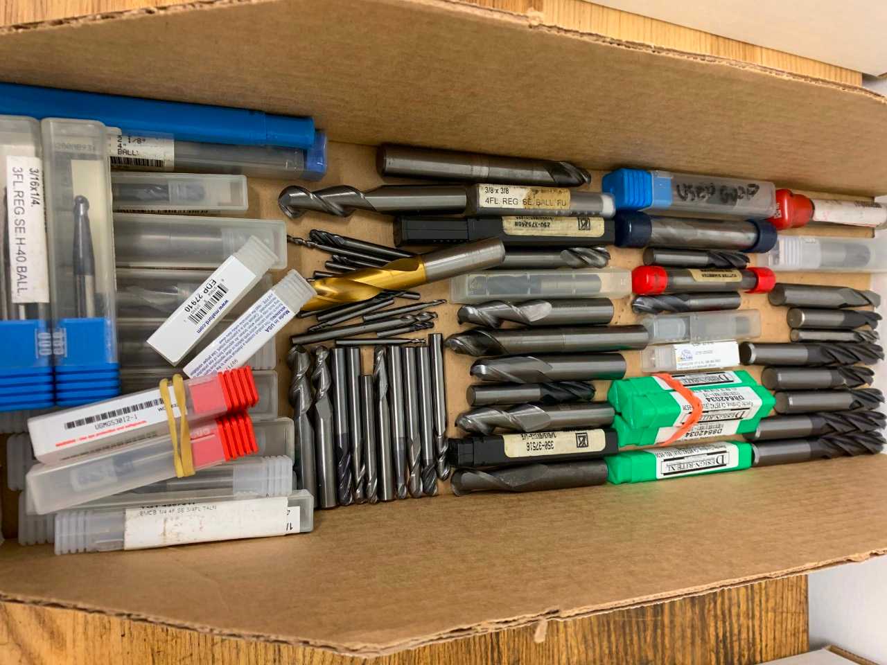 Assorted Carbide End Mills – Many New - ELECTRIC POWER TOOLS