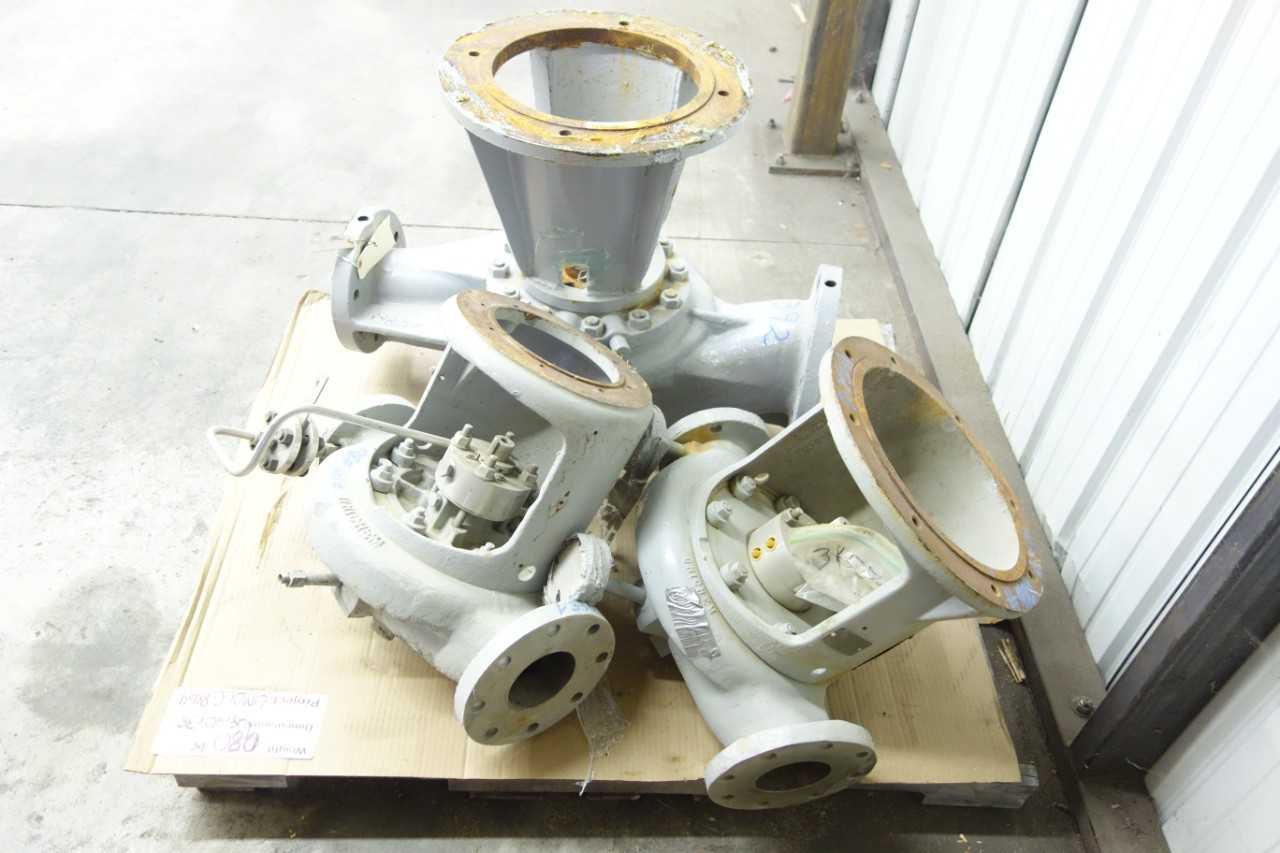PALLET OF ASSORTED PUMPS AND PUMP PARTS - PUMPS