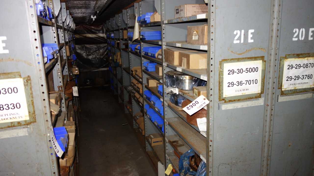 CONTENTS OF 7 SECTIONS OF SHELVING, FALK HUBS - SHELVING
