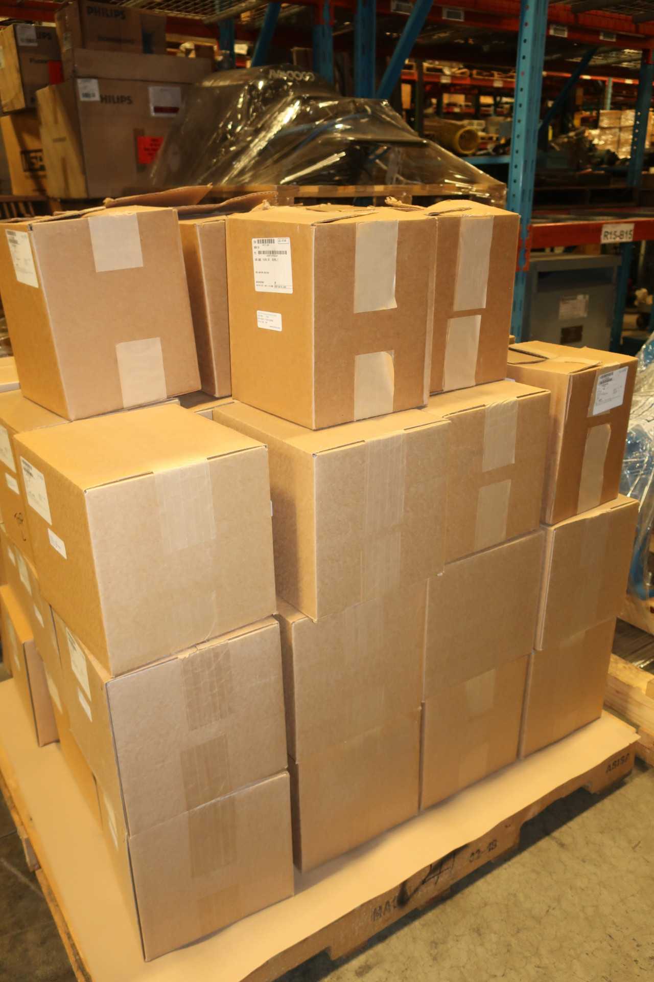 1 PALLET OF ASSORTED LAMP ASSEMBLYS - LIGHTING