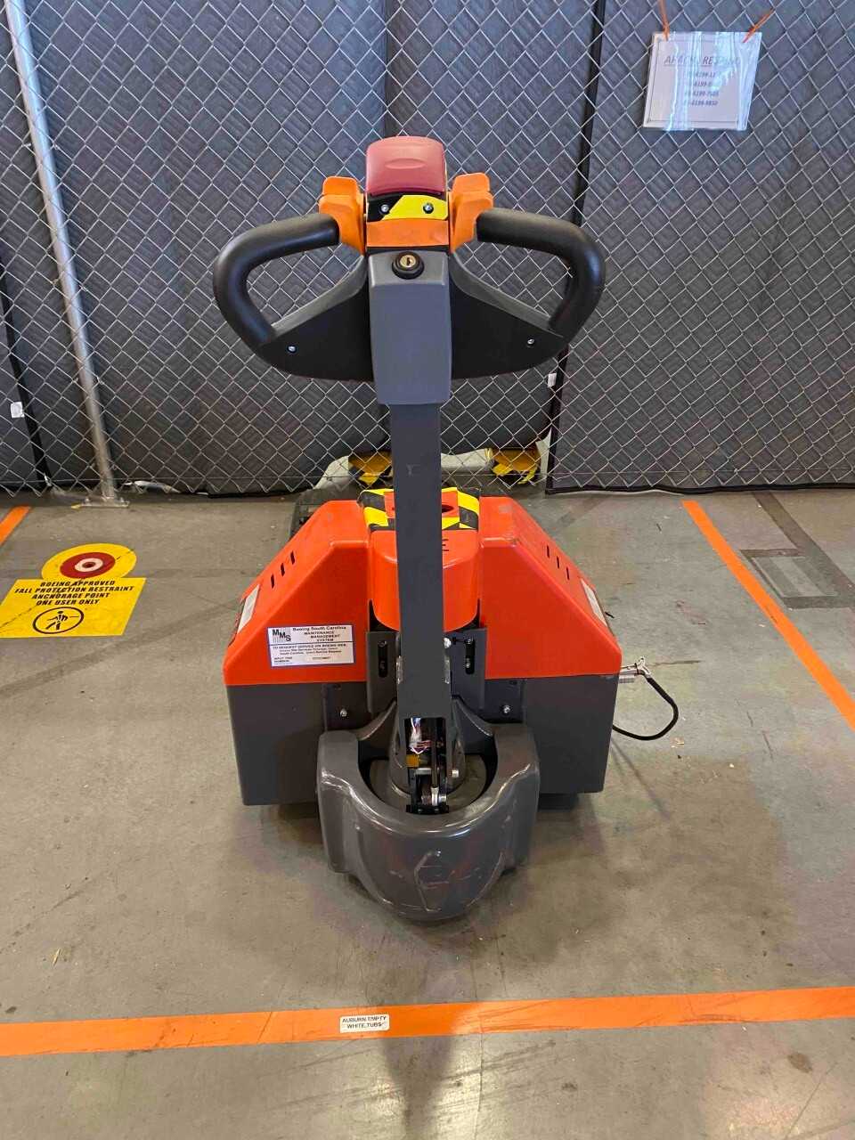 Electric Pallet Jack (2530981) Charleston - ELECTRIC PALLET JACKS Electric Pallet Jack (2530981) Charleston - ELECTRIC PALLET JACKS