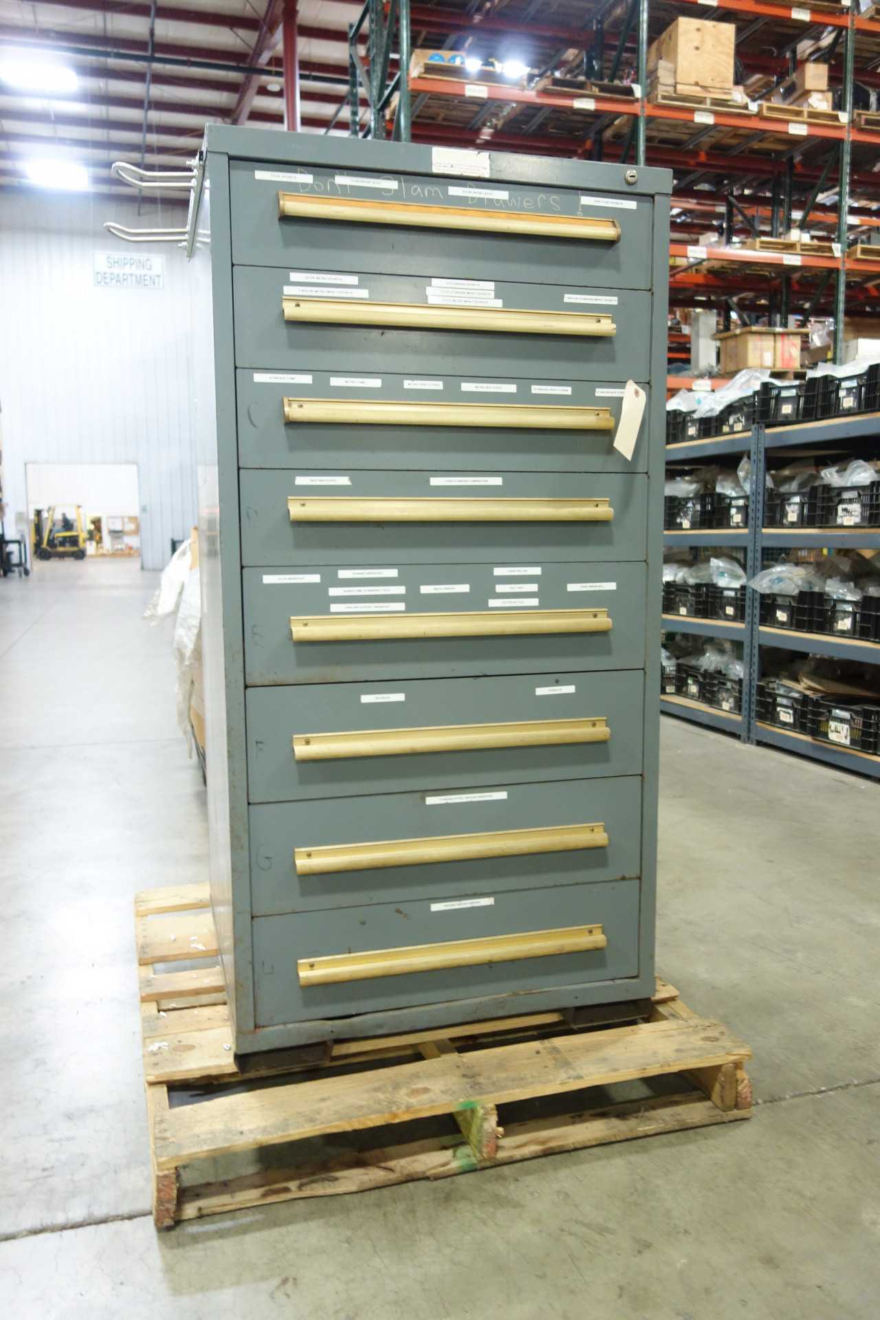 EQUIPTO 8 DRAWER TOOL CABINET - TOOL STORAGE