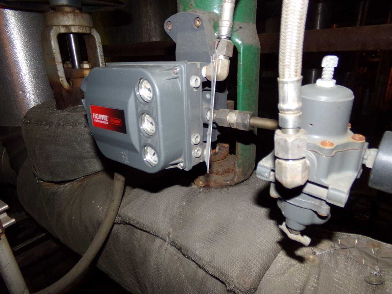 FISHER CONTROLS DVC6010 FIELDVUE POSITIONER - CONTROL VALVE