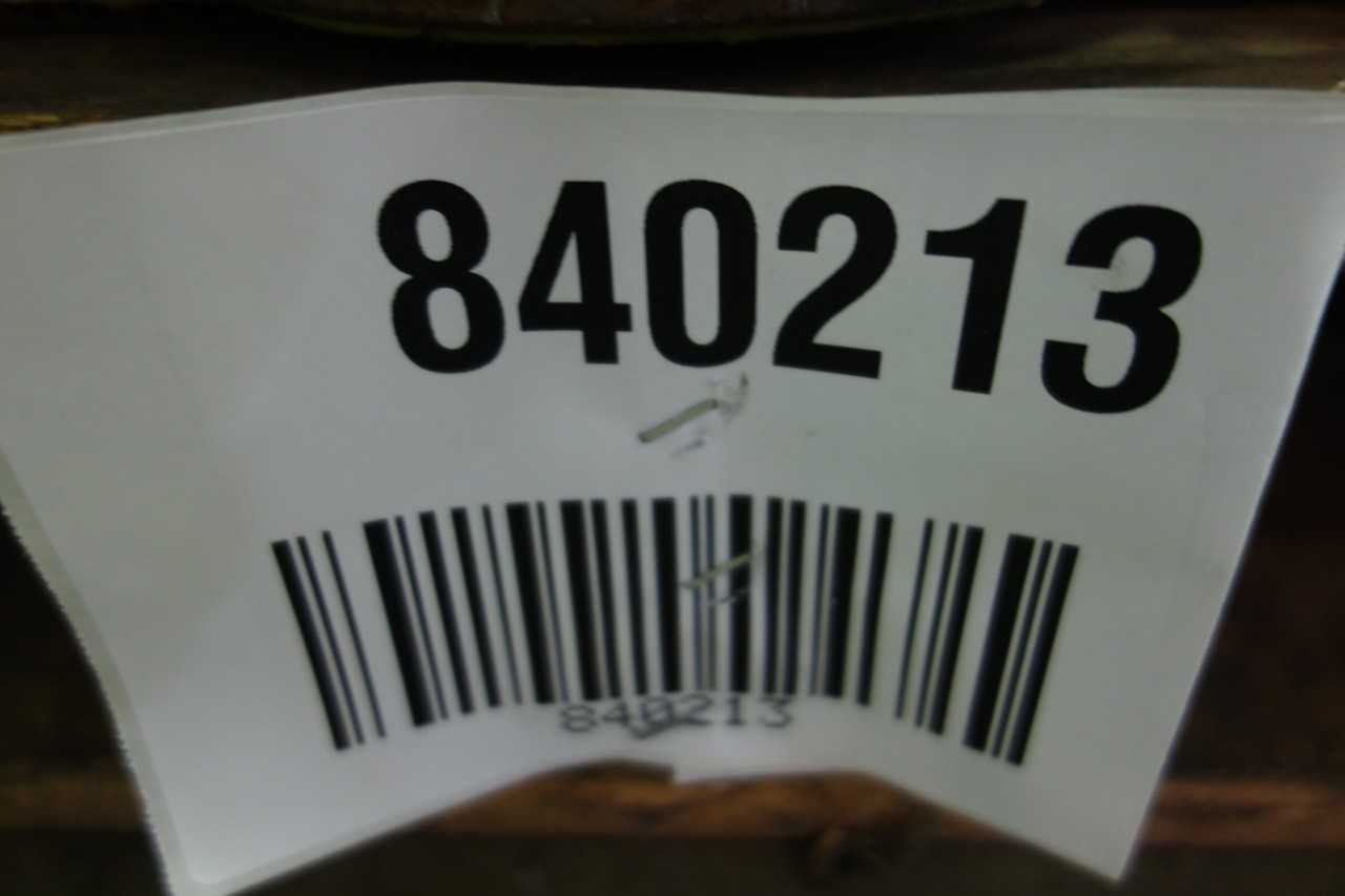 2 PALLETS OF 1-1/2 IN GATE VALVES - VALVES
