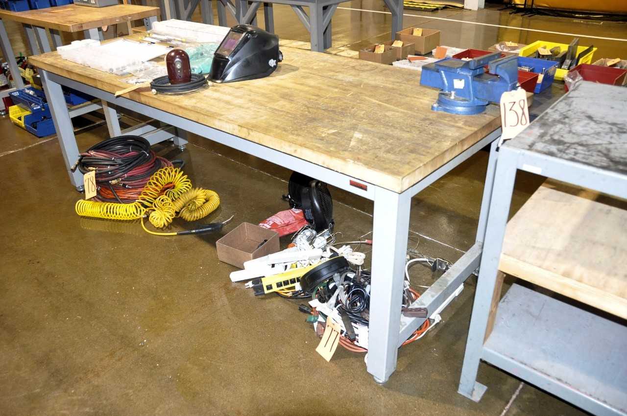 CENTRAL FORGE 6" Bench Vise with Hardwood Top Bench - MATERIAL HANDLING