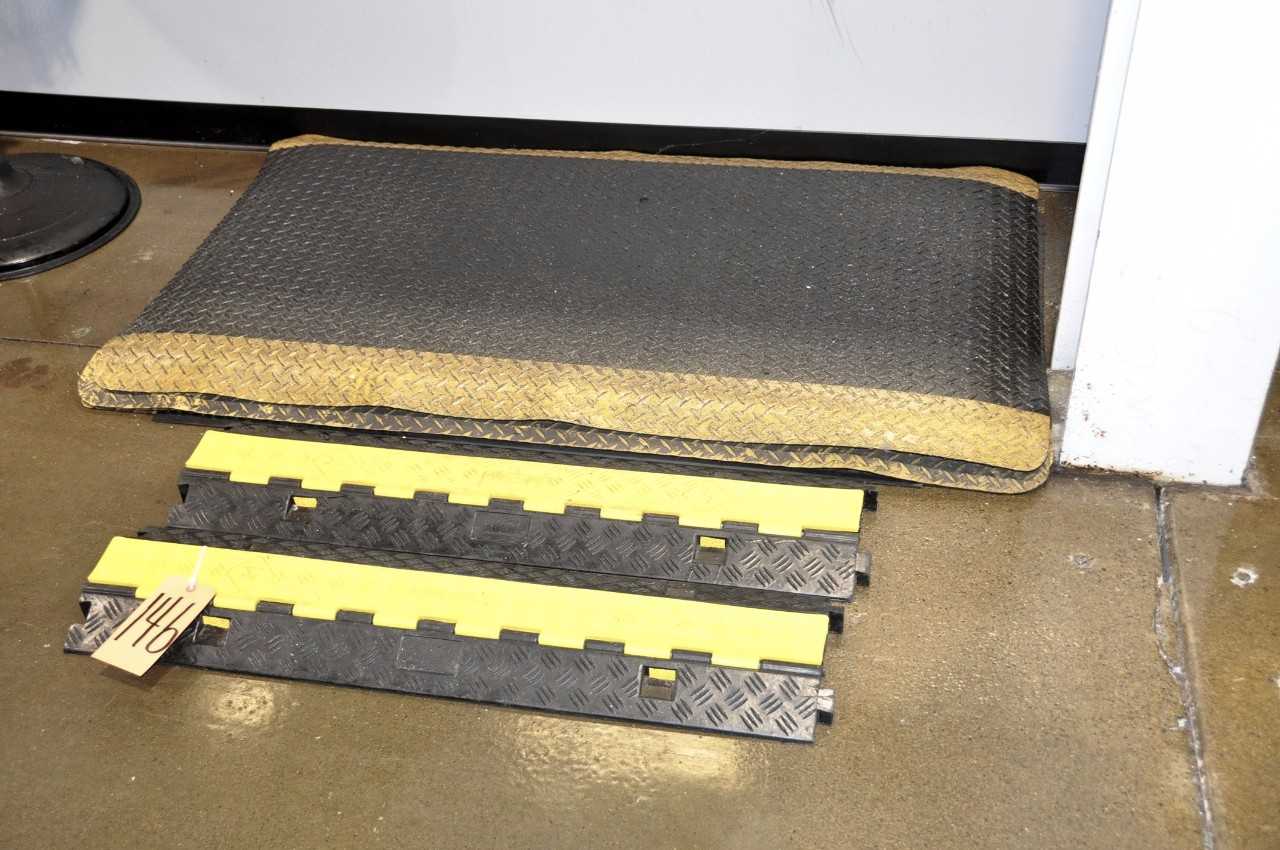 Lot-Rubber Floor Mats and Wire Mold - MATERIAL HANDLING