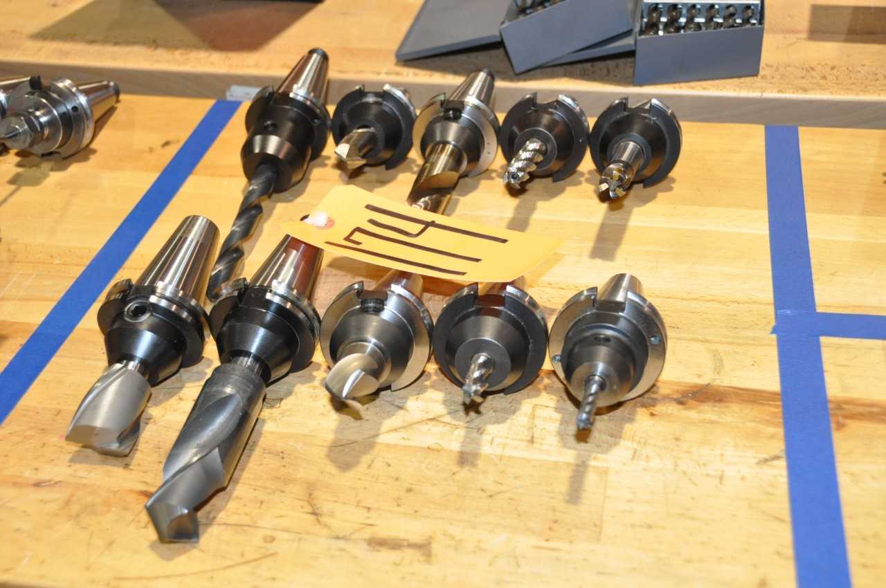 Lot-(10) ERICKSON CAT 40 Tool Holders - ELECTRIC POWER TOOLS