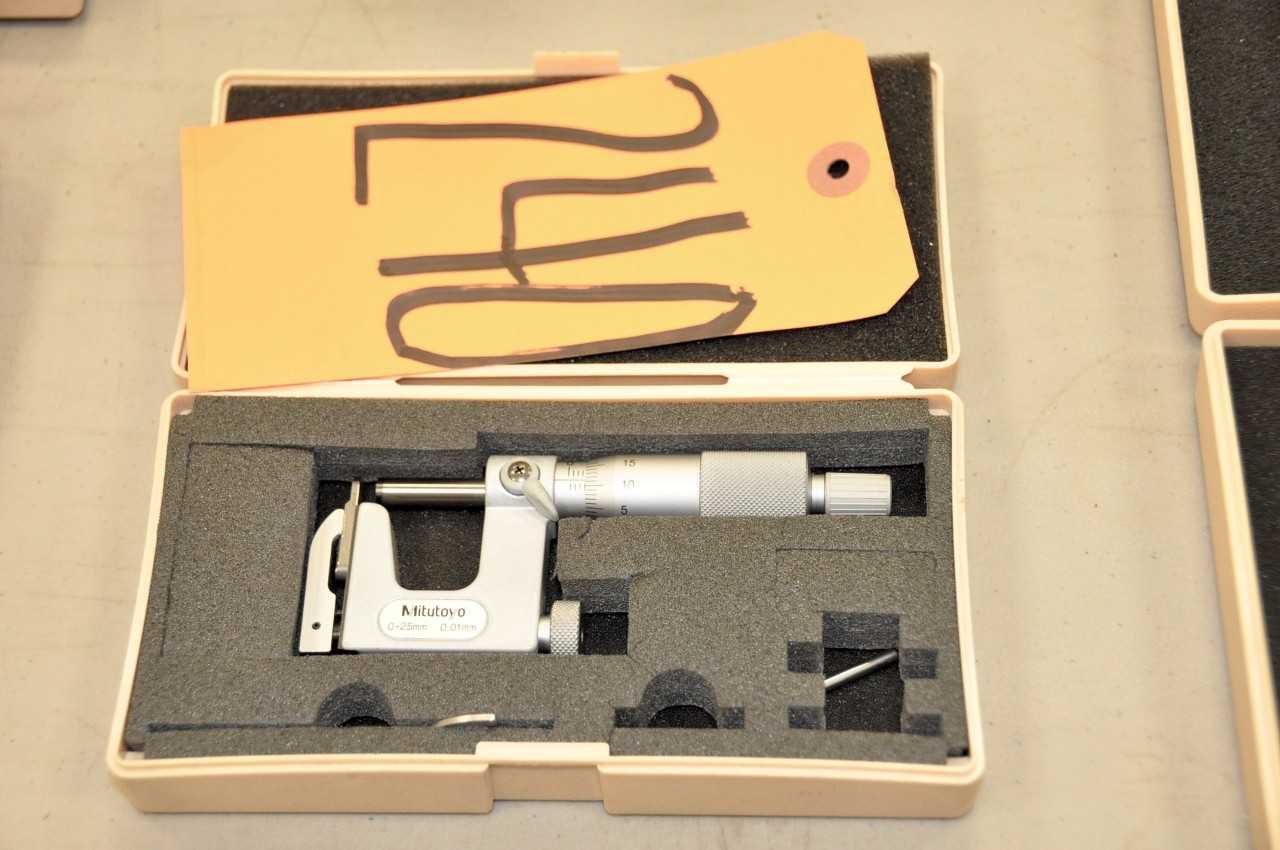 MITUTOYO 0 - 25mm Pin Type Micrometer - ELECTRIC POWER TOOLS