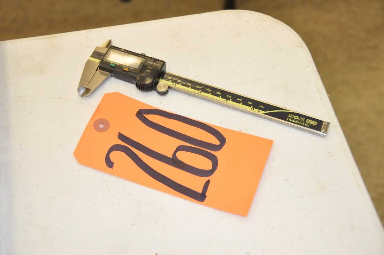 MITUTOYO 6" Digital Caliper - ELECTRIC POWER TOOLS