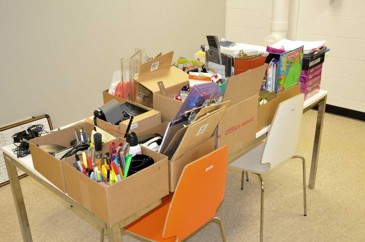 Lot-Office Supplies - MISCELLANEOUS