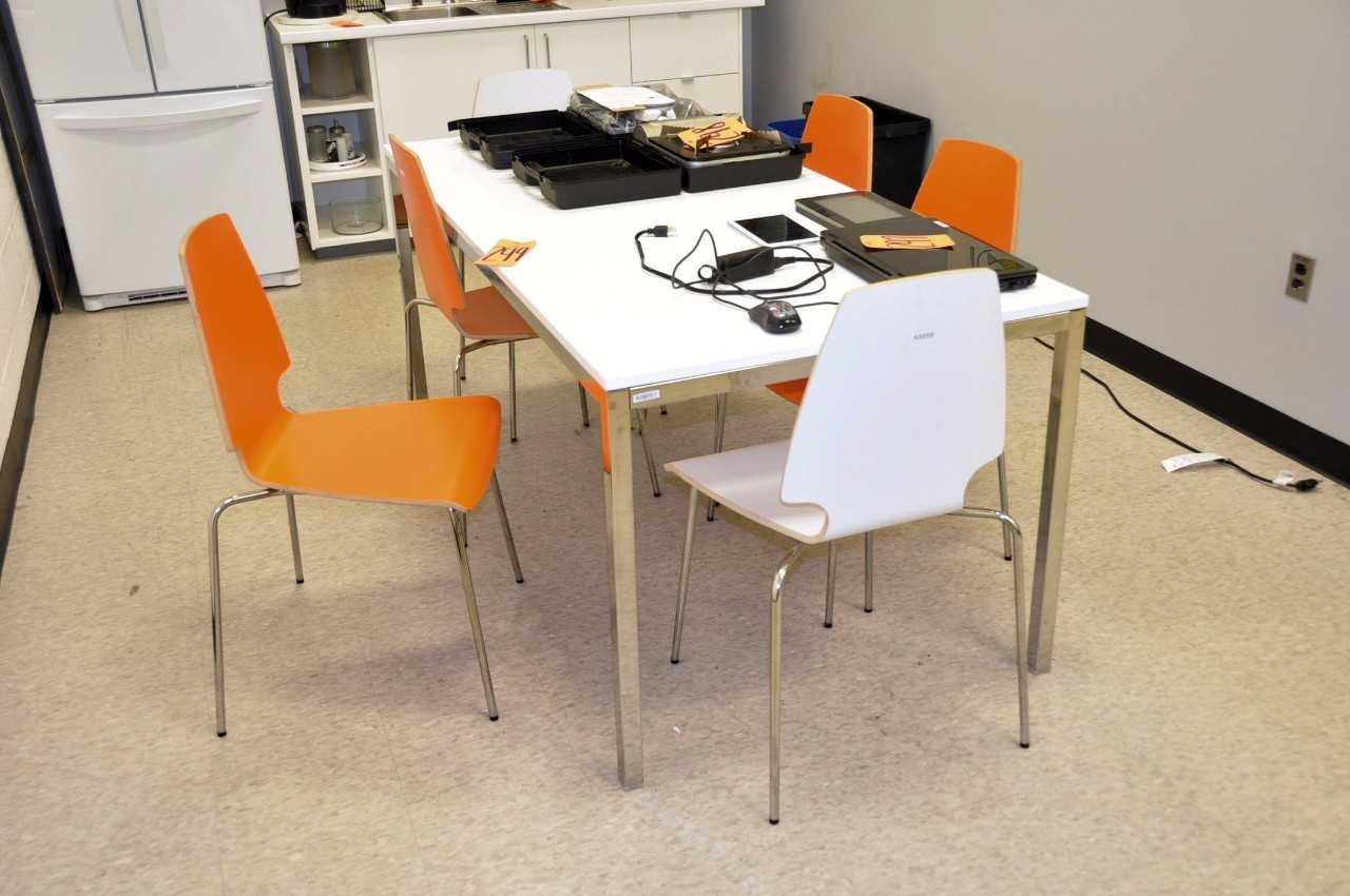 Lot-Table and (6) Chairs - MISCELLANEOUS