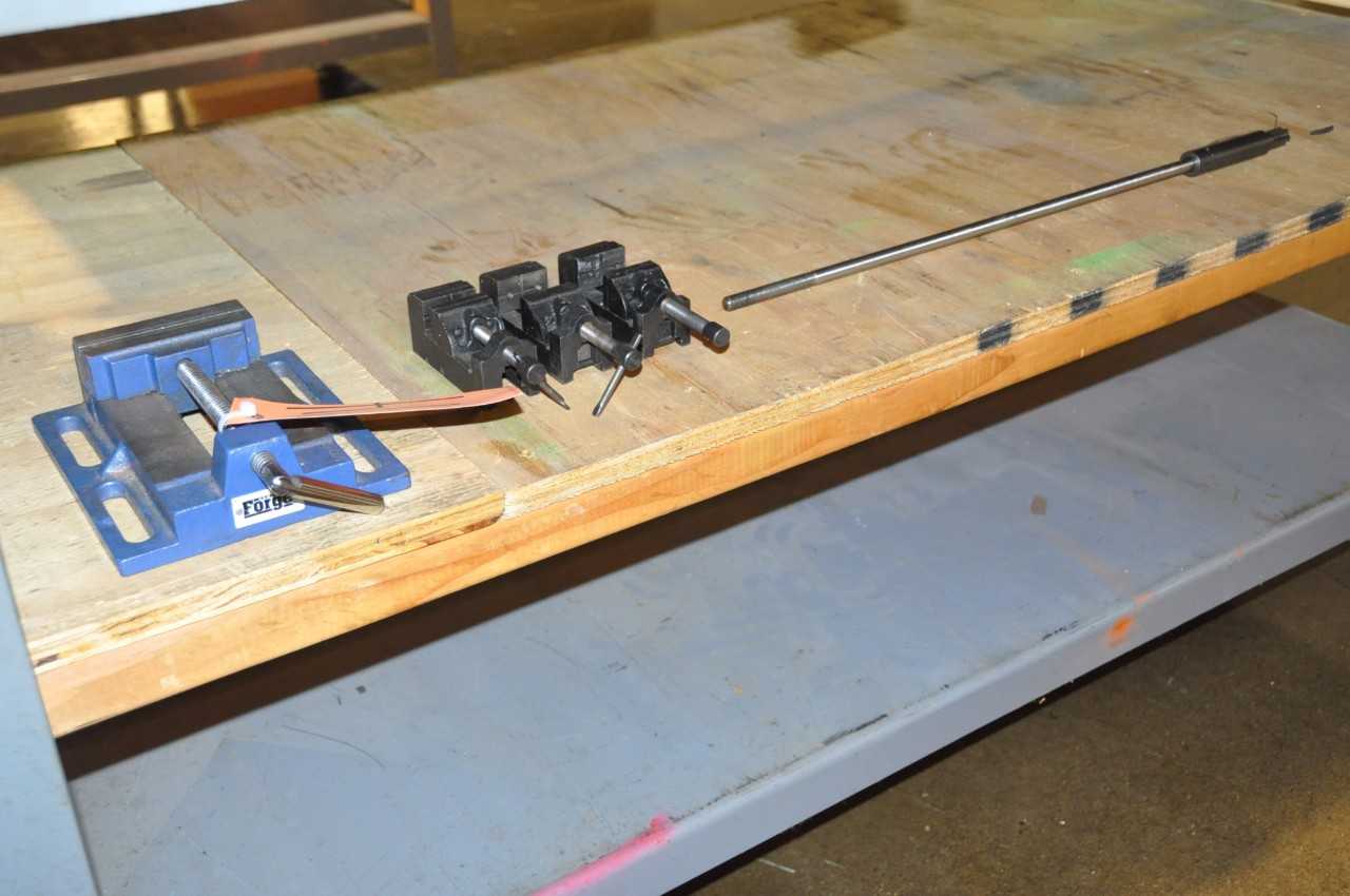 Lot-Machine Vises - ELECTRIC POWER TOOLS