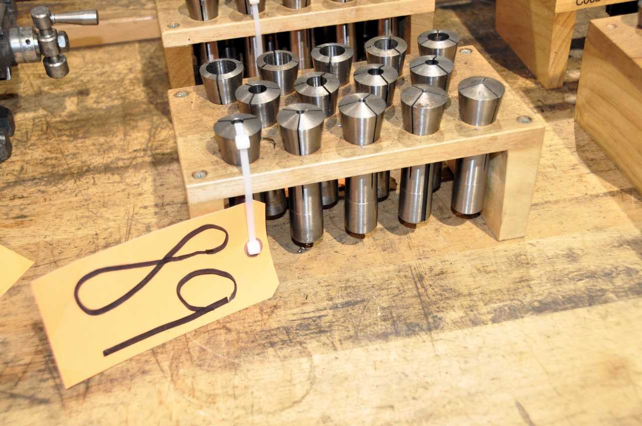 Lot-(14) R8 Collets with Stand - MACHINING ACCESSORIES & TOOLING