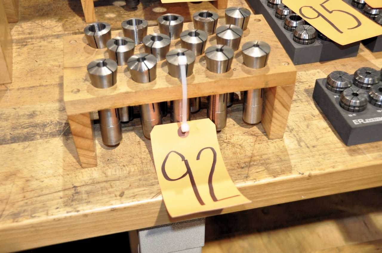 Lot-(14) R8 Collets with Stand - ELECTRIC POWER TOOLS