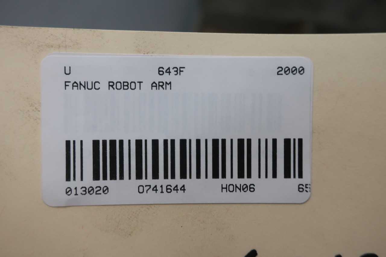 FANUC ROBOT ARM COMPONENT - INDUSTRIAL ROBOTS