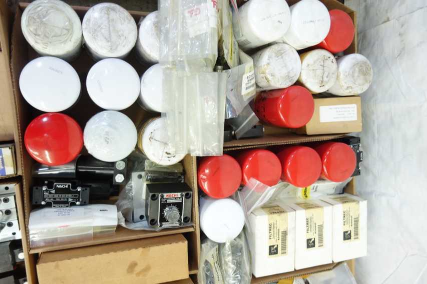 2 PALLETS OF HYDRAULIC REPLACEMENT PARTS - VALVES