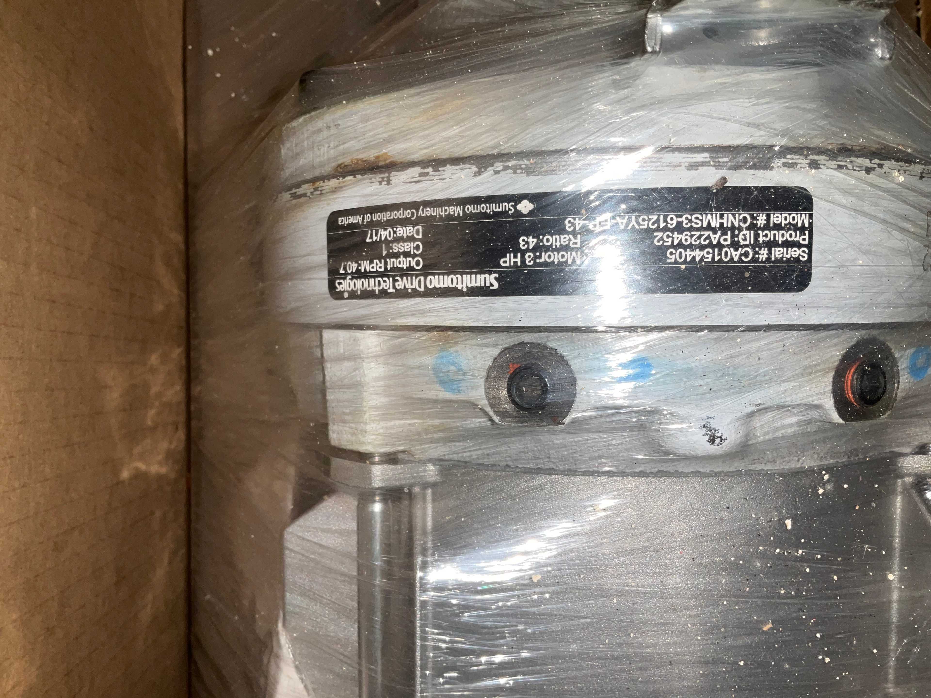 SUMITOMO CNHMS3-6125YA-EP-43 GEARMOTOR - GEARMOTOR