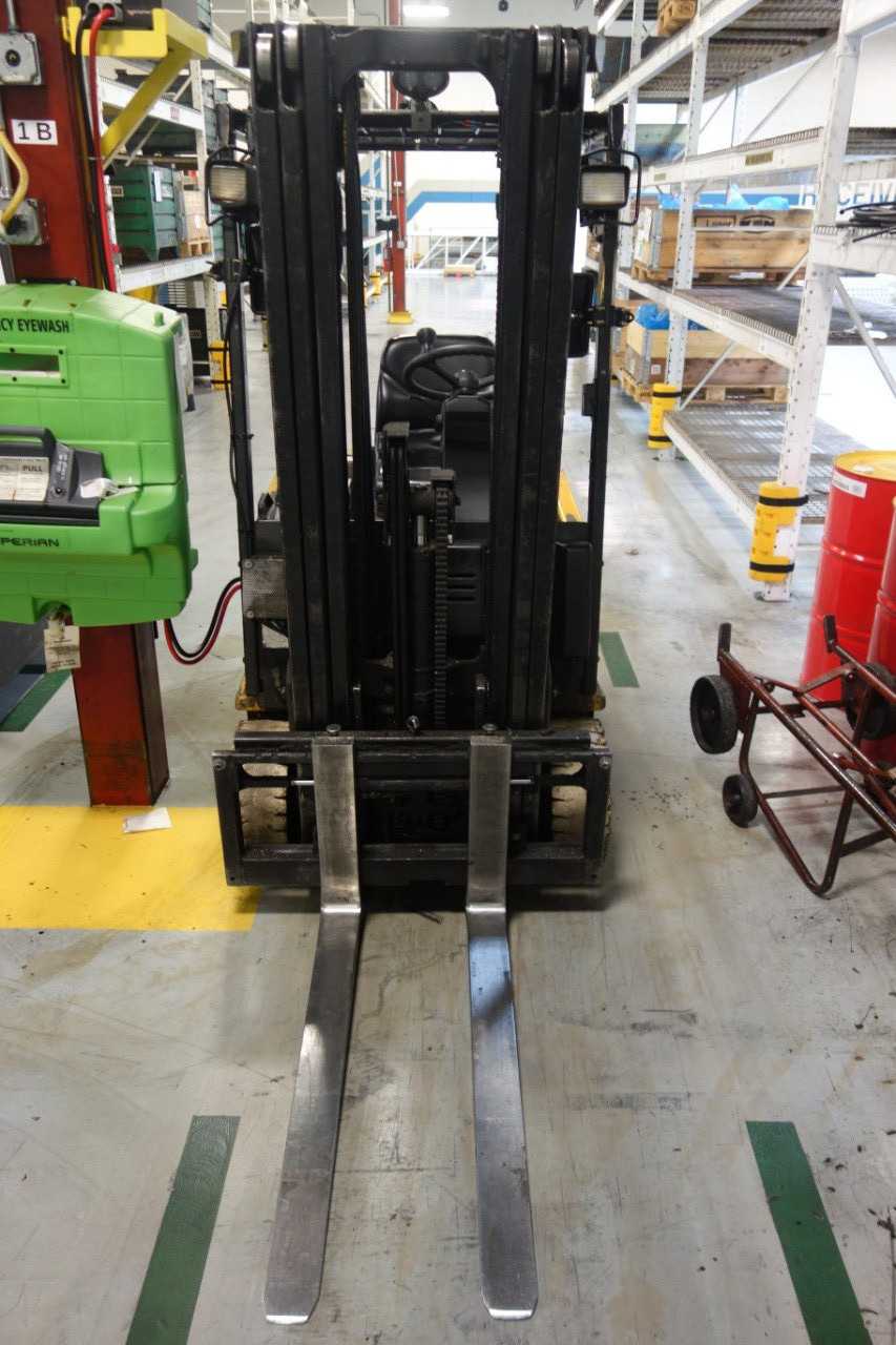 2003 Yale ERP030TGN36TE082 Electric forklift, 3000lb capacity (DELAYED REMOVAL) - FORKLIFTS