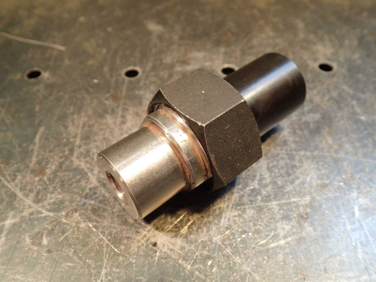 DA-100 Low Profile Double Angle Collet Chuck: 1" Shank w/ 1/2" -20 Female Thread - MACHINE TOOLING
