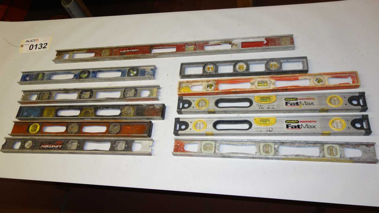 LOT OF 11 ASSORTED LEVELS - ELECTRIC POWER TOOLS