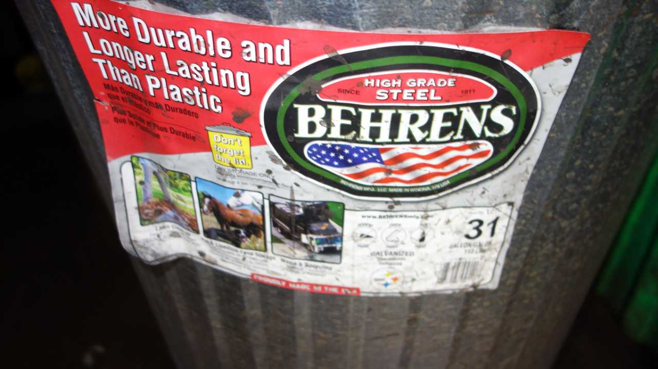 LOT OF 5 TRASH BINS - ELECTRIC POWER TOOLS