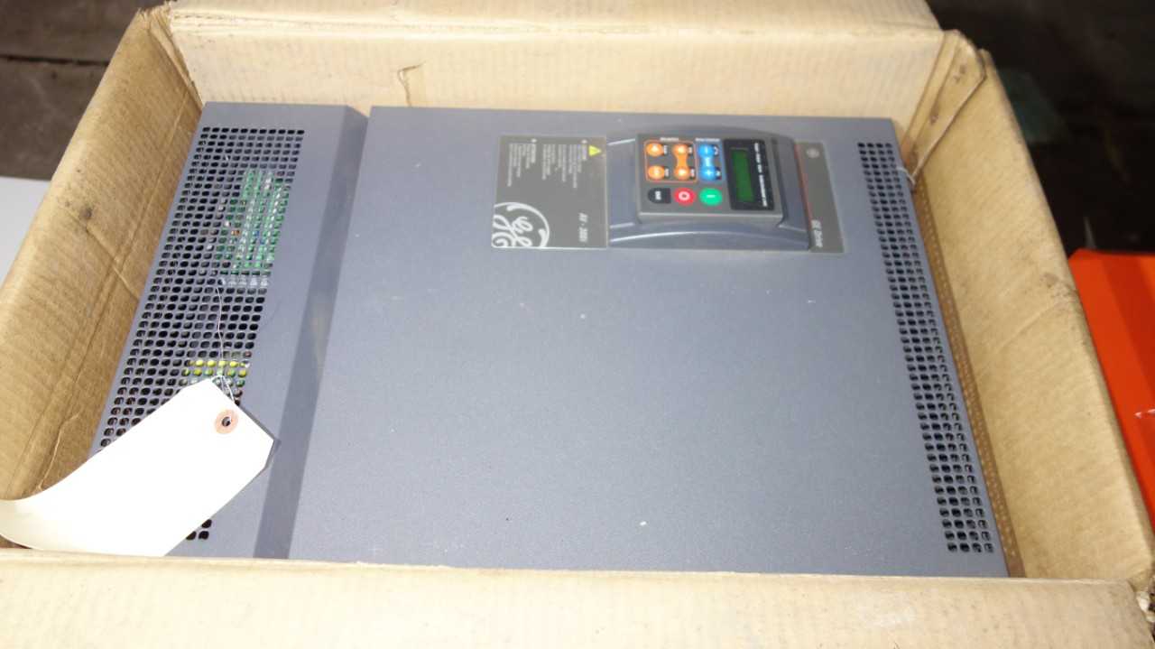 GENERAL ELECTRIC 6KAVI43060Y1B2 AV-300I 60HP DRIVE - ELECTRIC MOTORS