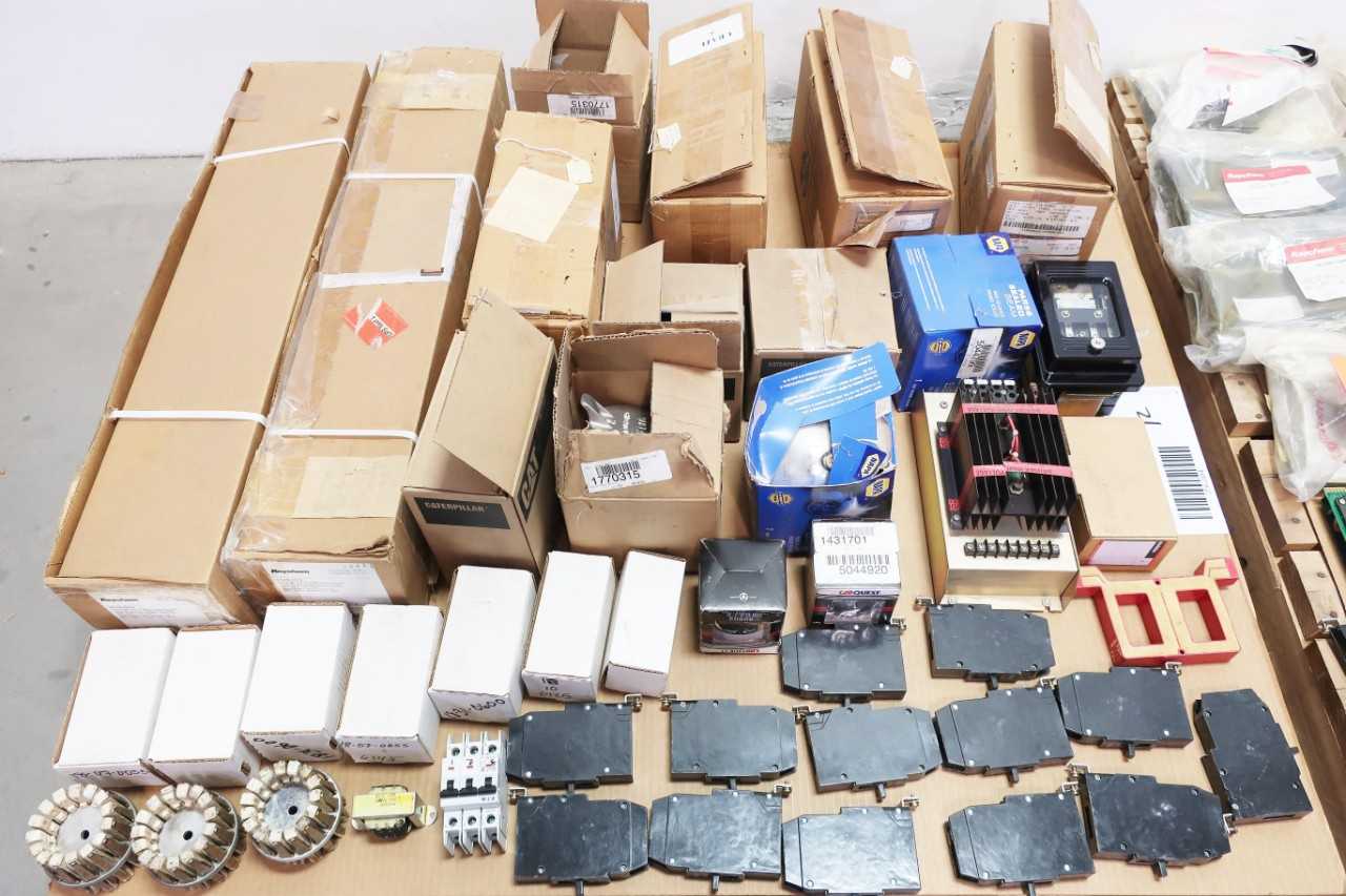 2 PALLETS OF CIRCUIT BREAKERS, CONNECTORS, PCBS, ASSORTED ELECTRICAL - ELECTRICAL COMPONENTS