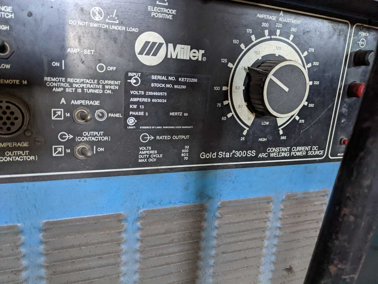 MILLER 902290 GOLD STAR 300SS ARC WELDER - WELDING EQUIPMENT