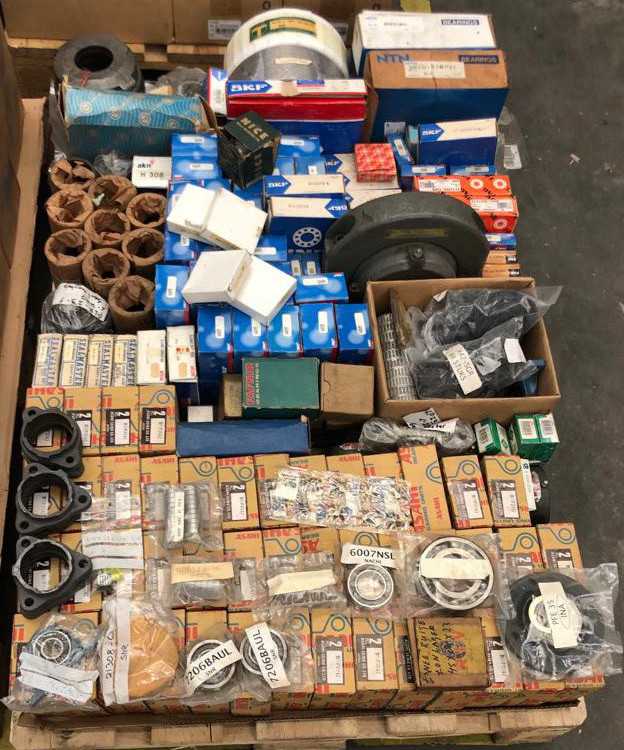 1 pallet of assorted bearings - BEARINGS