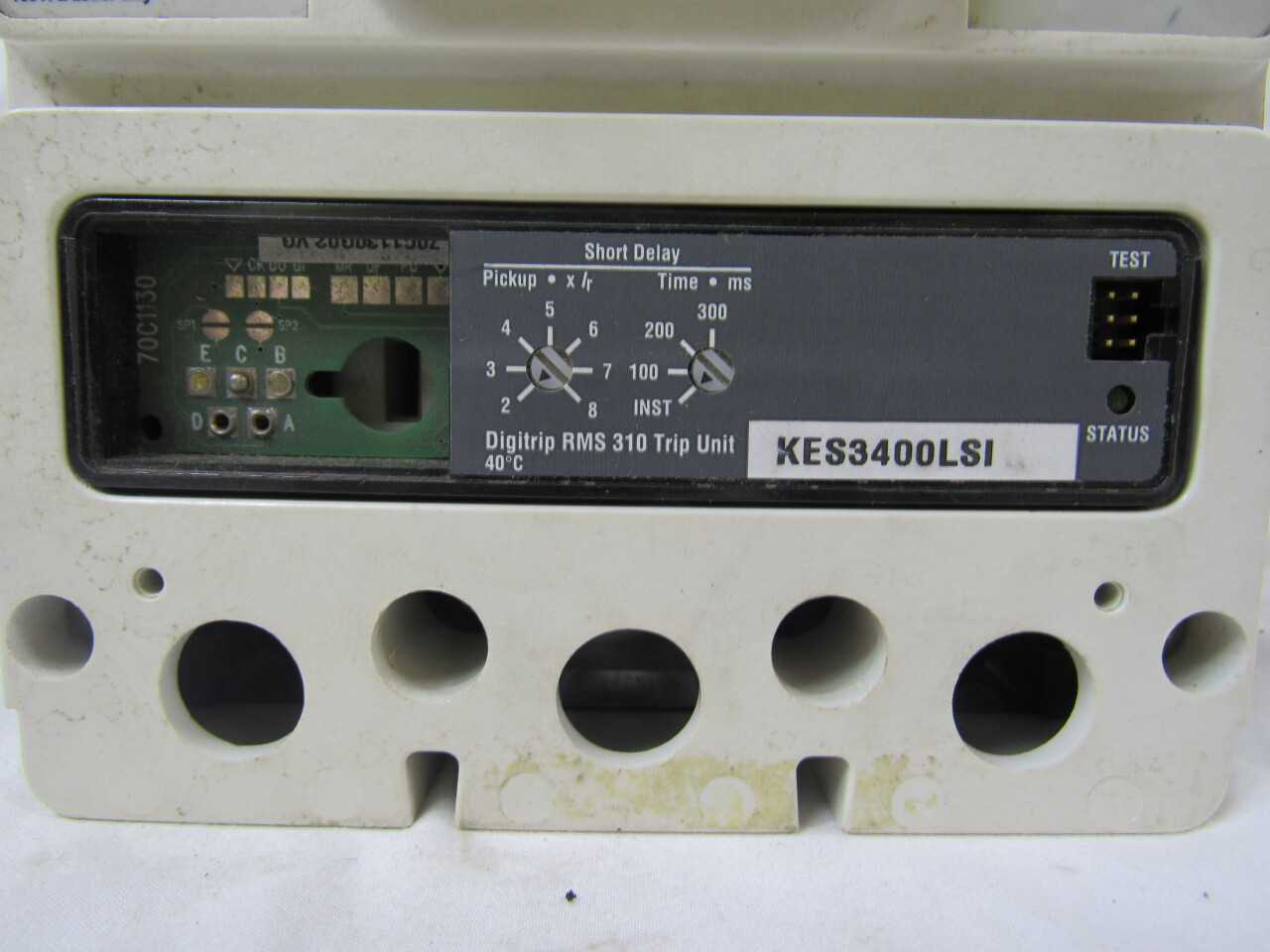 Quantity of 1x HKDB3400FT32W MCCB/Molded Case Circuit Breakers - CIRCUIT BREAKERS