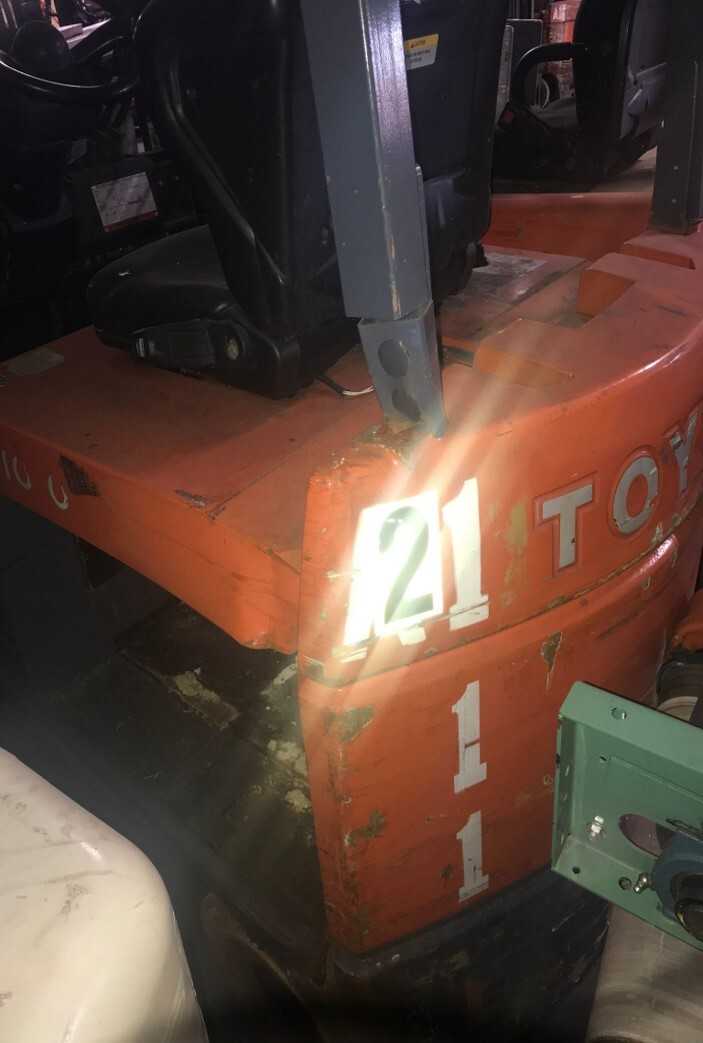 # 111 / Toyota Electric Lift - FORKLIFTS