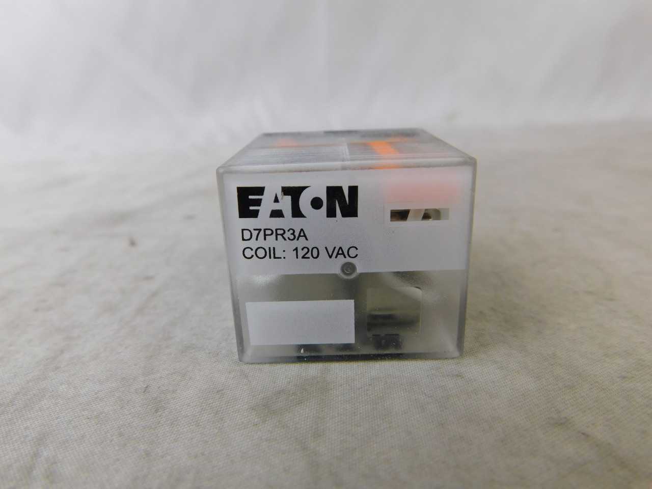 Quantity of 164x D7PR3A Relays - ELECTRICAL COMPONENTS