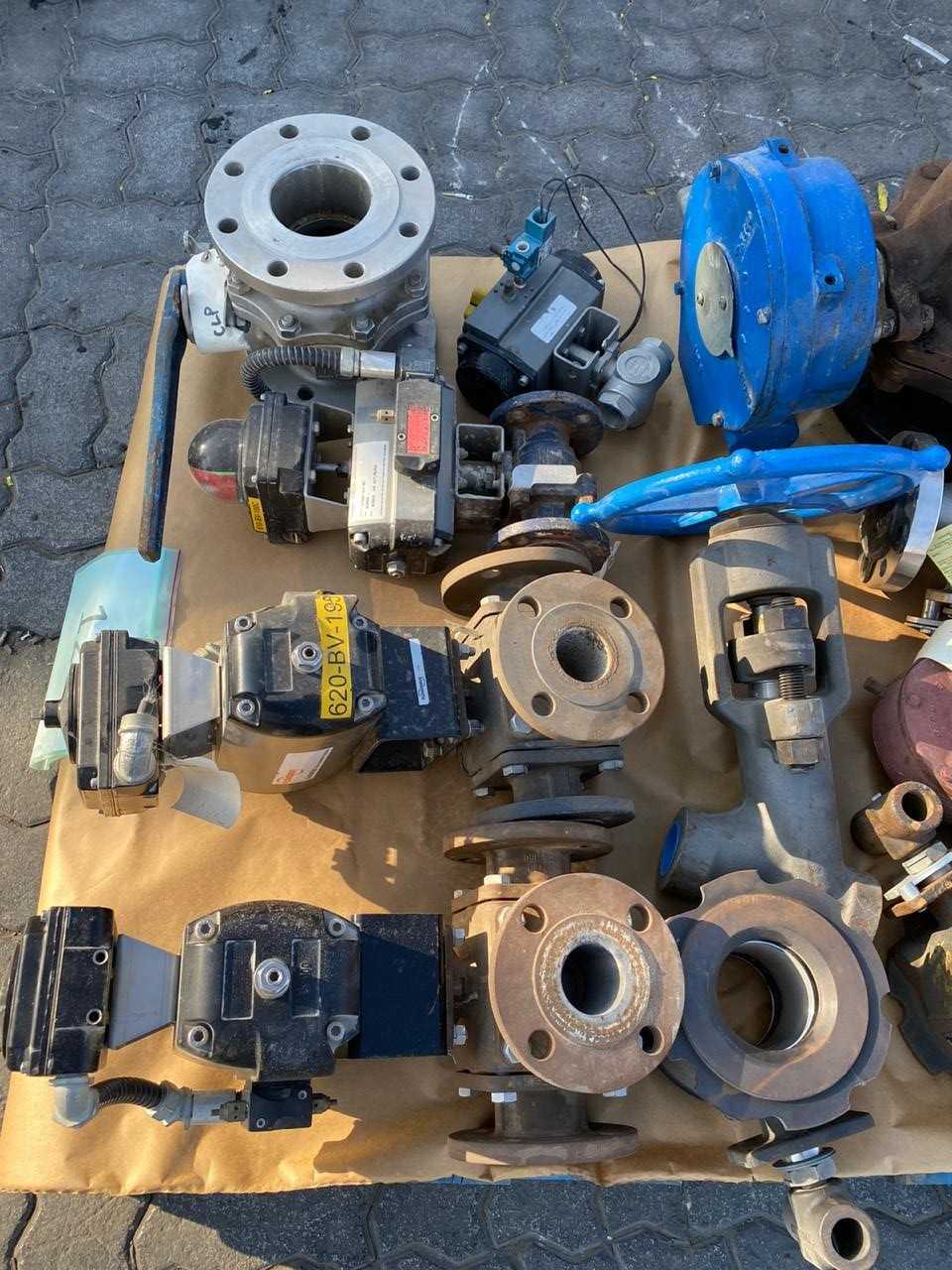 PALLET OF ASSORTED VALVES - VALVES