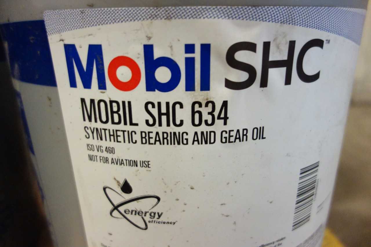 LOT OF 9 MOBIL SHC SYNTHETIC BEARING AND GEAR OIL - BEARINGS