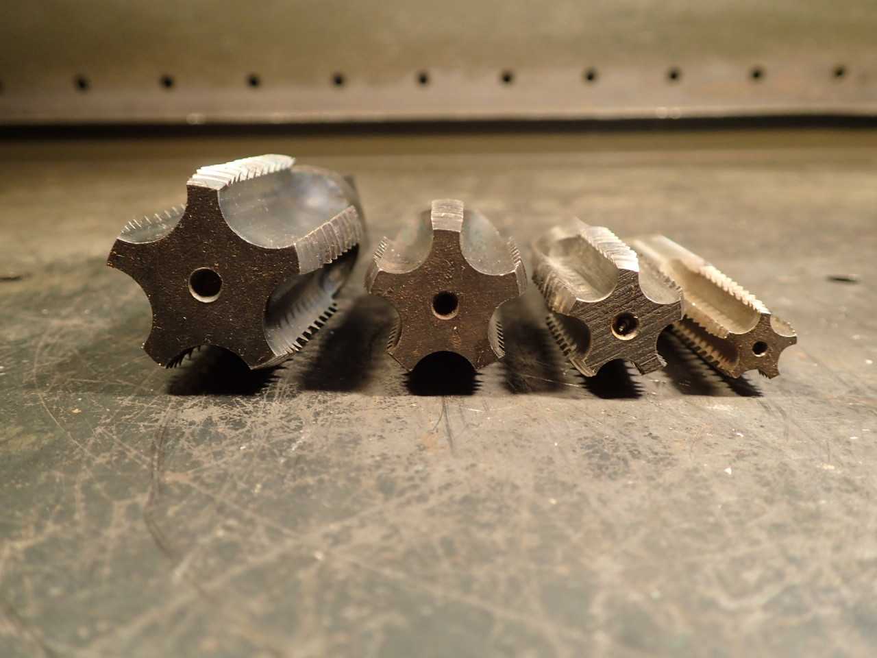 4 Piece Set NPT Interrupted Thread Hand Pipe Threading Taps: 1/4", 1/2", 3/4" 1" - END MILLS