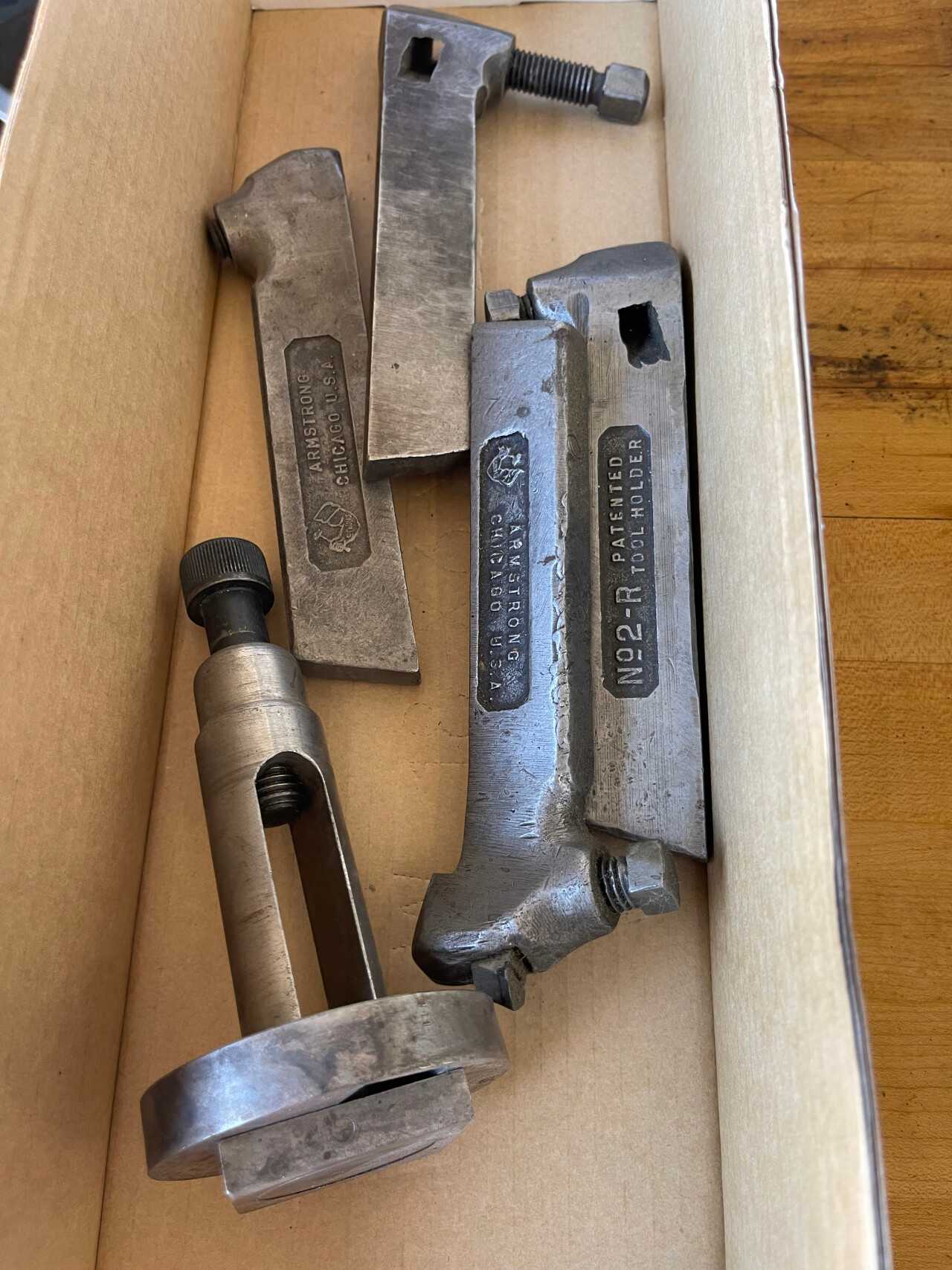 Quick Change tool post with tooling. This is vintage Aloris - MACHINING ACCESSORIES & TOOLING