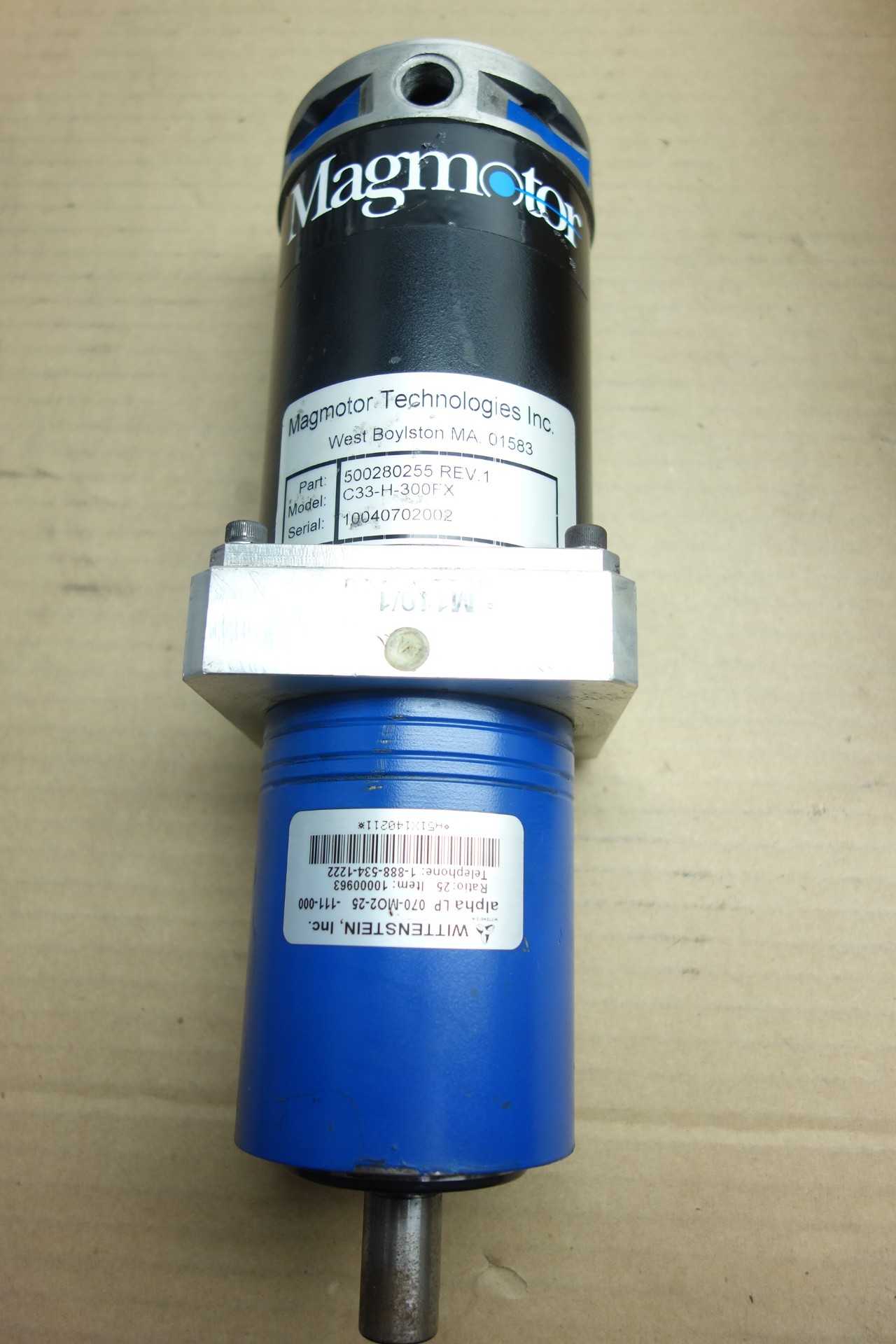 LOT OF 7 MAGMOTOR SERVO MOTORS - SERVO