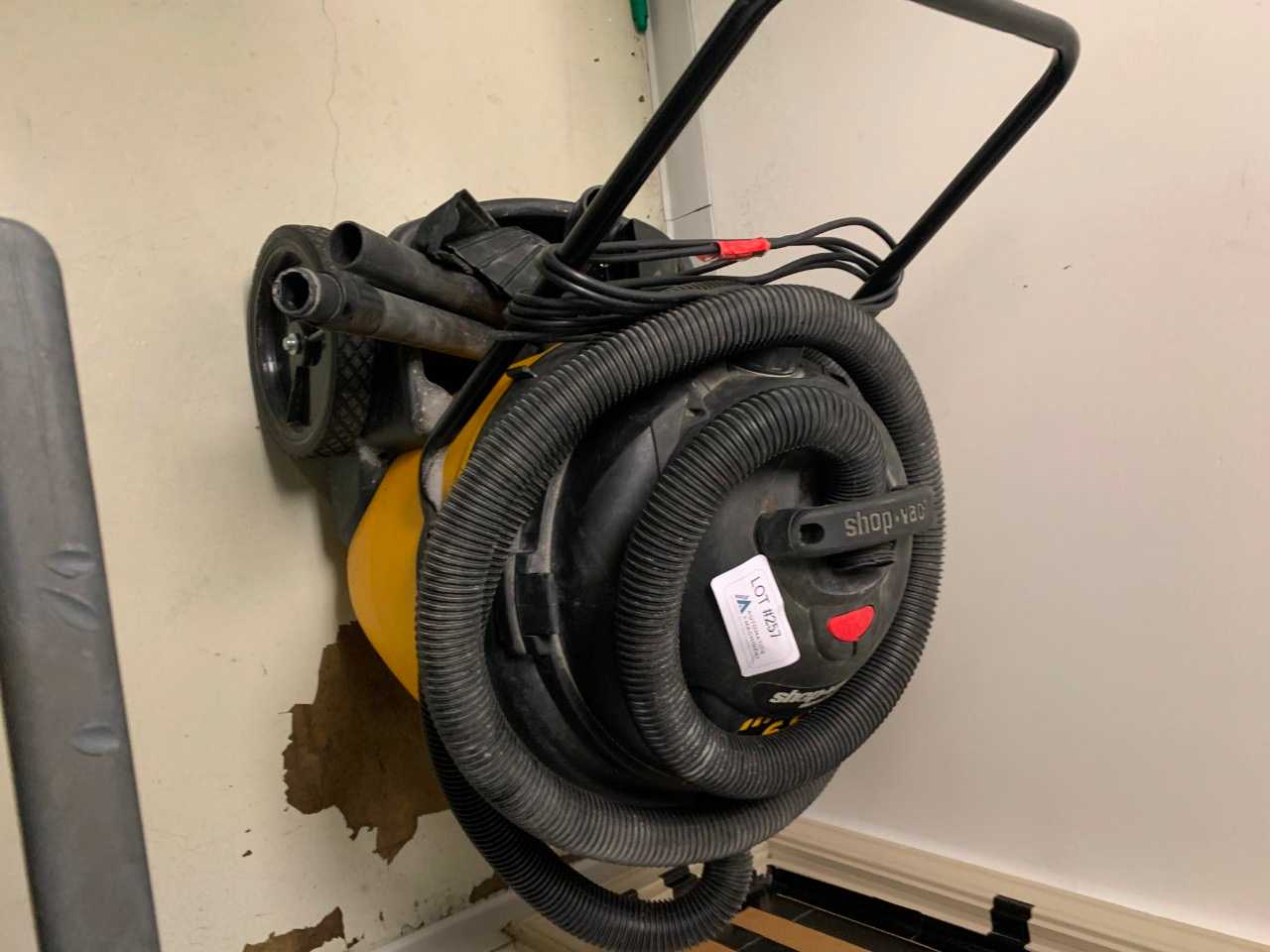 6.5 HP Wet/Dry Vacuum - VACUUM PUMP