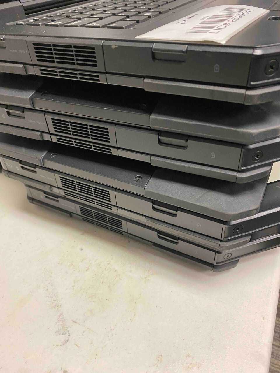 Lot of 16 Dell Toughbooks (2599541) Charleston - MISCELLANEOUS