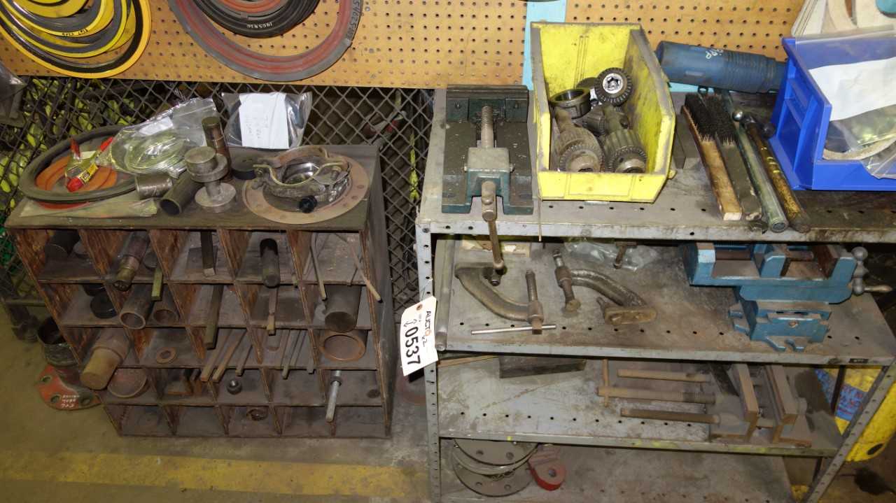 LOT OF 2 SHELVES WITH CONTENTS, ASSORTED KEY STOCK, DRILL PRESS ACCESSORIES - UPRIGHT DRILL PRESSES