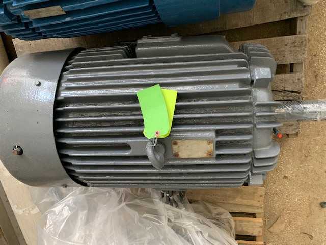 Toshiba 100HP 230/460V-AC Electric Motor (Rebult) - ELECTRIC MOTORS